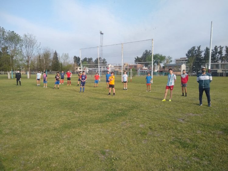 Fisherton entrena y se cuida