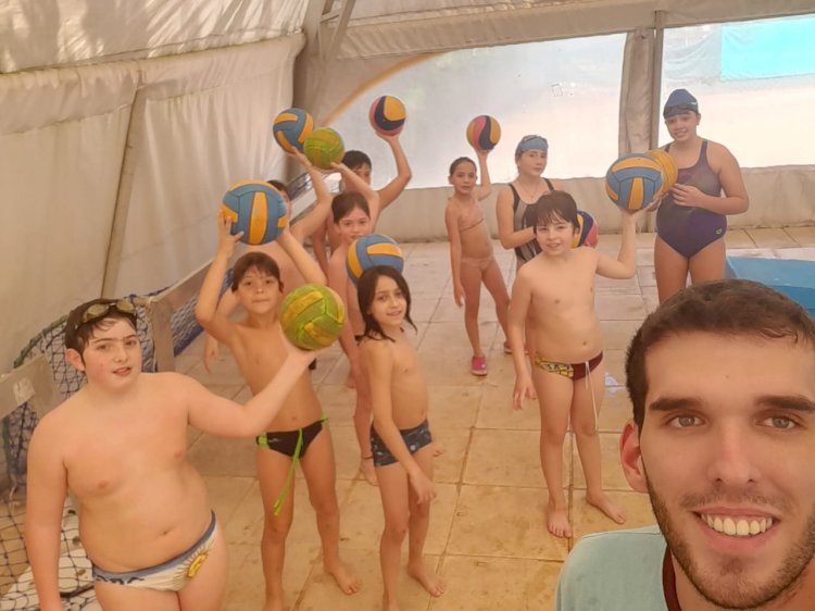 Waterpolo: los menores volvieron a entrenar