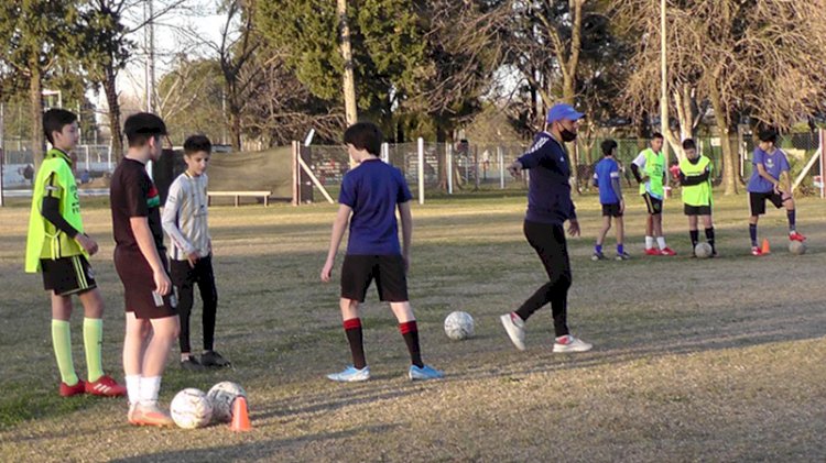 Ultimando detalles: vuelve el fútbol de la Rosarina