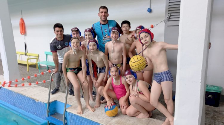 Waterpolo continúa compitiendo