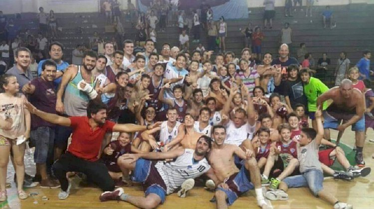 #UnDíaComoHoy El recuerdo del ascenso a la Superliga