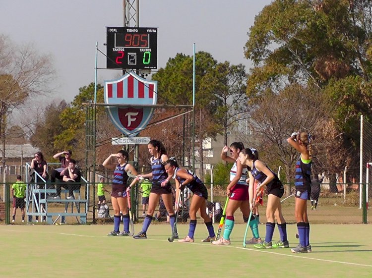Hockey: se pusieron en funcionamiento los tableros electrónicos